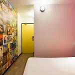 F1 Reims Hotel